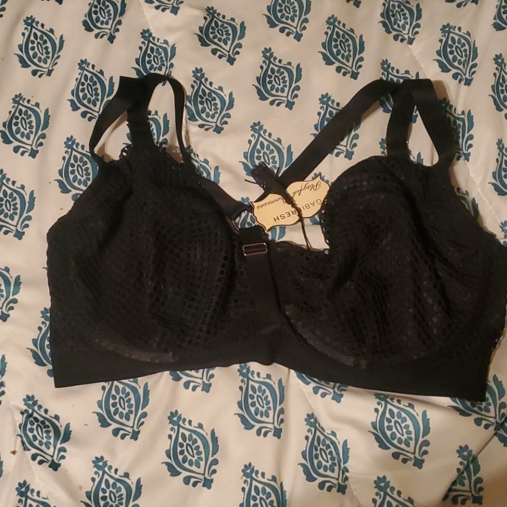 Nwt Mesh cage bra